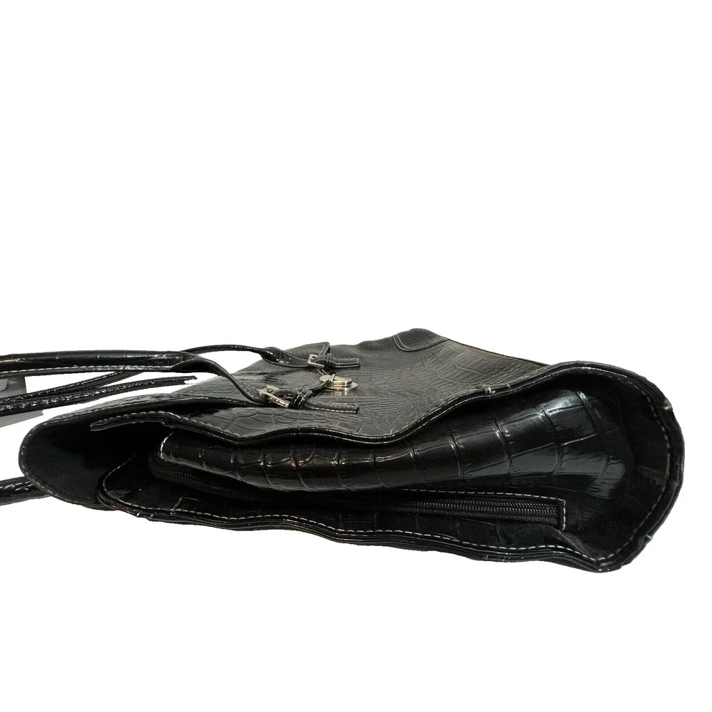 Liz Claiborne gently laptop